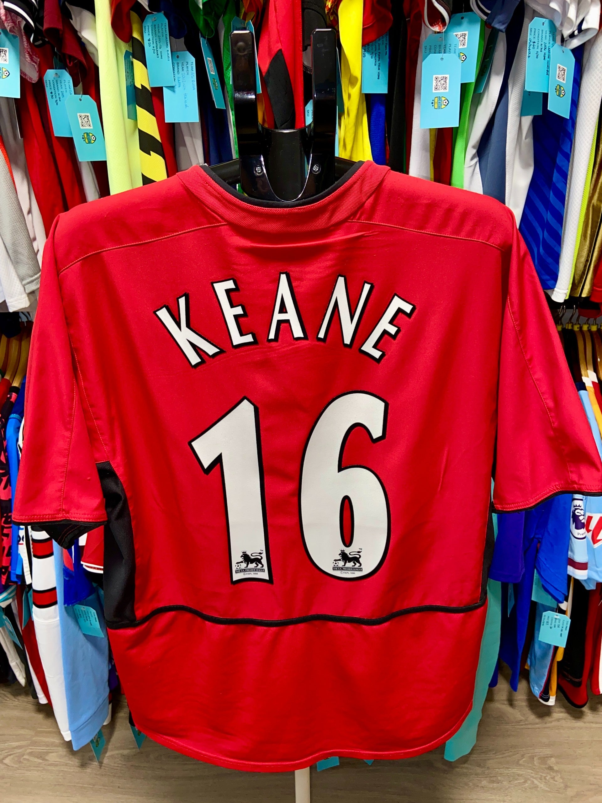 Nike Manchester United 2002-04 Roy Keane #16 Home Jersey - Men (L