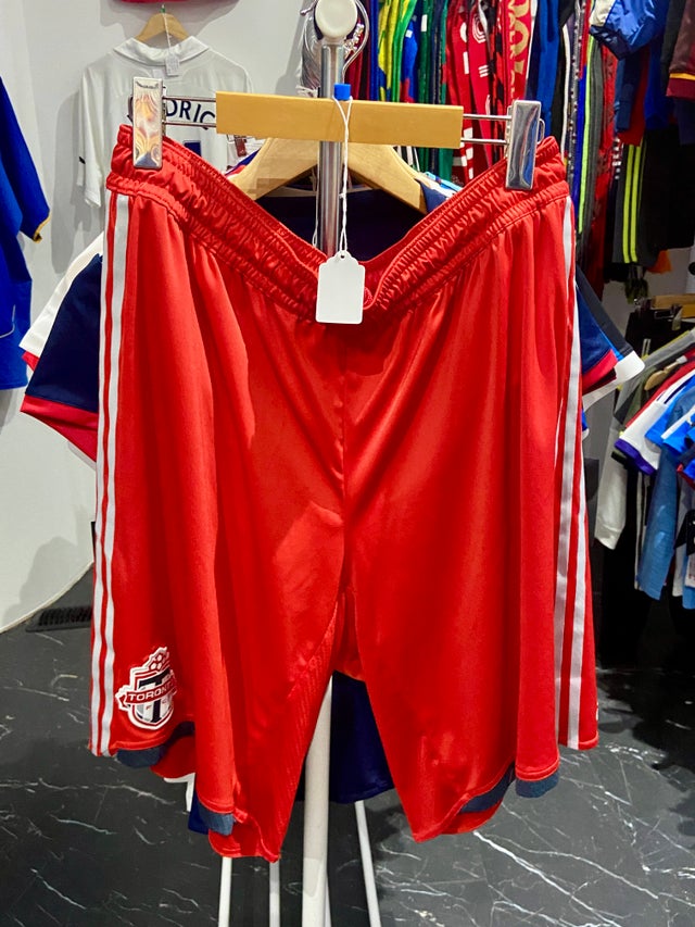 Toronto FC 2007年モデル GROSZ 4番ジャージ　2XOサイズ Toronto FC 2007年モデル GROSZ 4番ジャージ 2XOサイズ - メルカリ